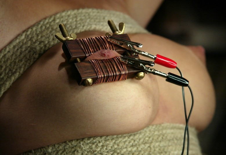 【拷問】女を調教したい電気技師さん、変圧器まで使いだすｗｗｗｗｗｗｗｗｗｗｗｗｗ（画像あり）・17枚目
