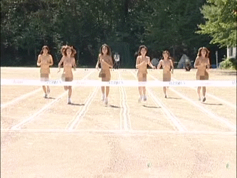 【※GIFあり※】運動適性テストで前張りマンコで挑む女の子が神々しくて草ｗｗｗ・11枚目