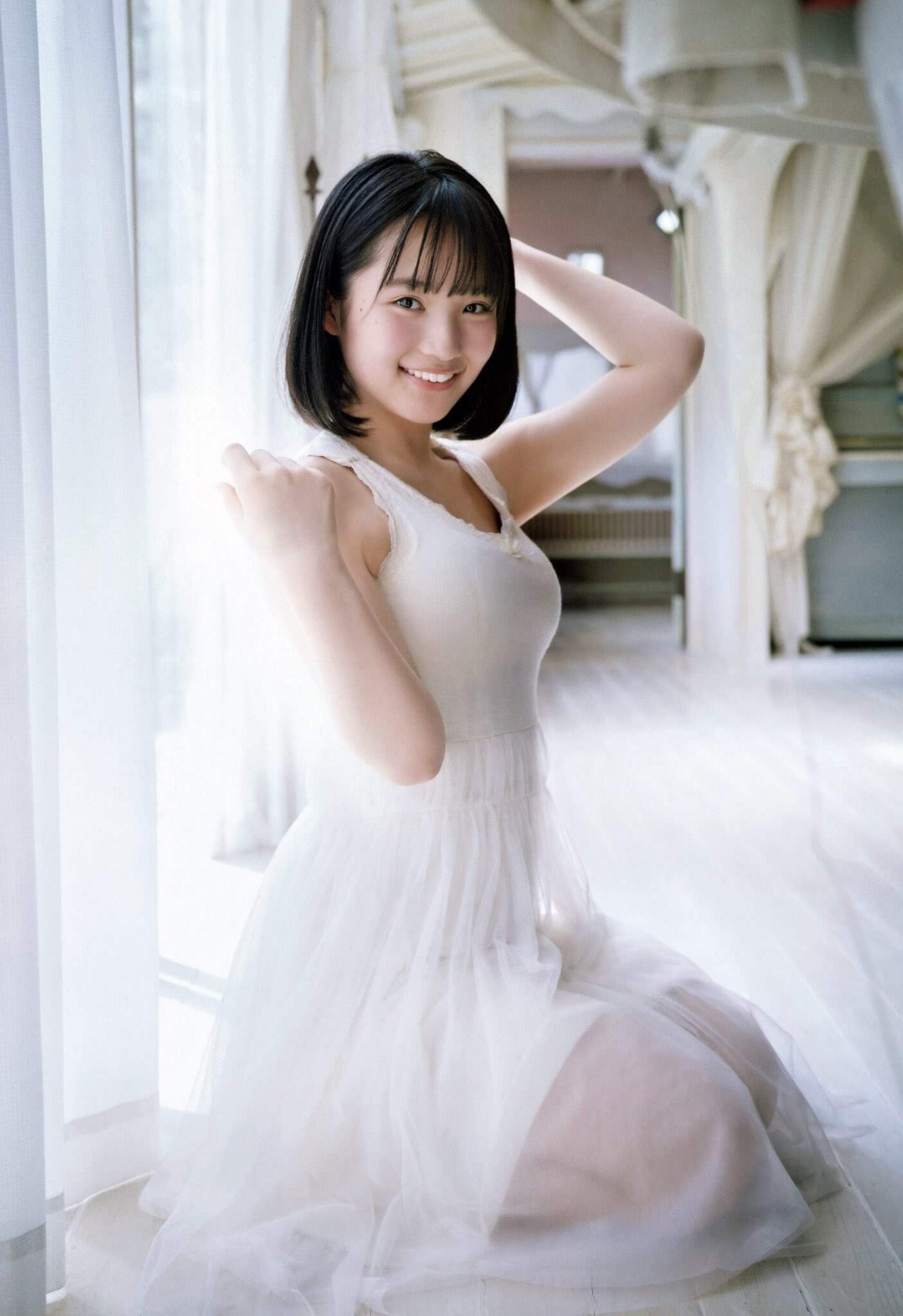 AKB48を引退した矢作萌夏ちゃん(17)のFカップ巨乳をじっくり眺める画像まとめｗｗｗｗｗ(40枚)・16枚目