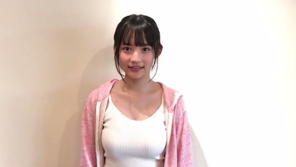 AKB48を引退した矢作萌夏ちゃん(17)のFカップ巨乳をじっくり眺める画像まとめｗｗｗｗｗ(40枚)・29枚目
