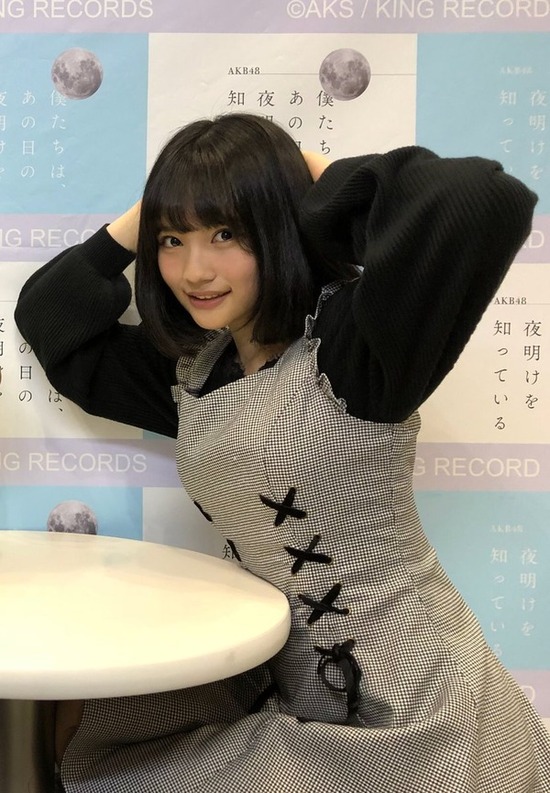 AKB48を引退した矢作萌夏ちゃん(17)のFカップ巨乳をじっくり眺める画像まとめｗｗｗｗｗ(40枚)・34枚目