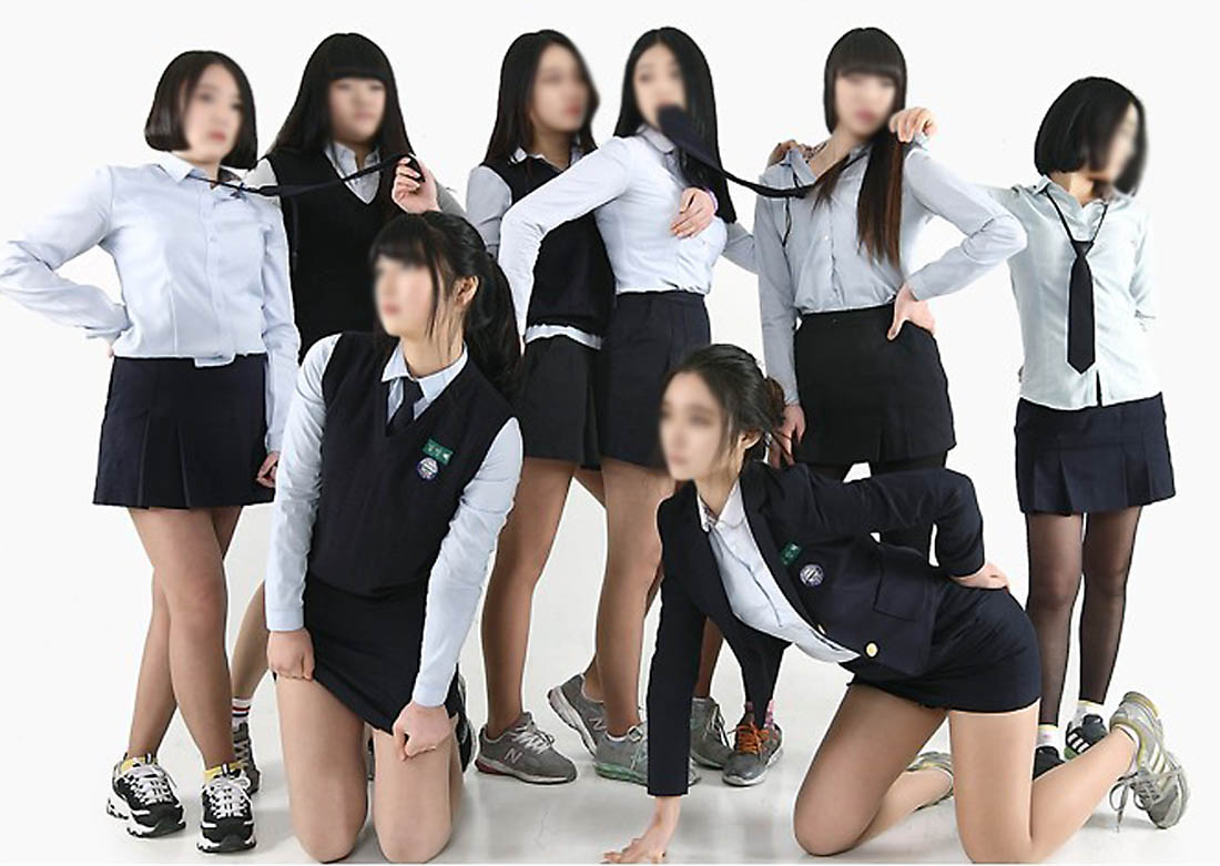 タイトミニの制服がぐうシコすぎる韓国JKがエロ目線でしか見れない件。(画像あり)・1枚目
